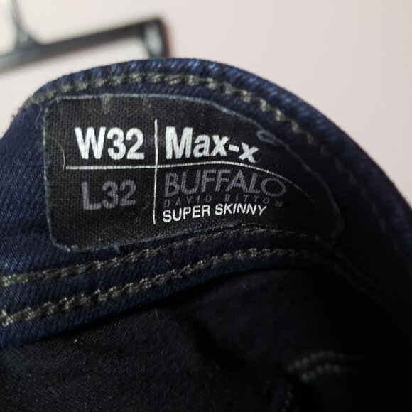 Men's Buffalo Jeans - Picture 5 of 6